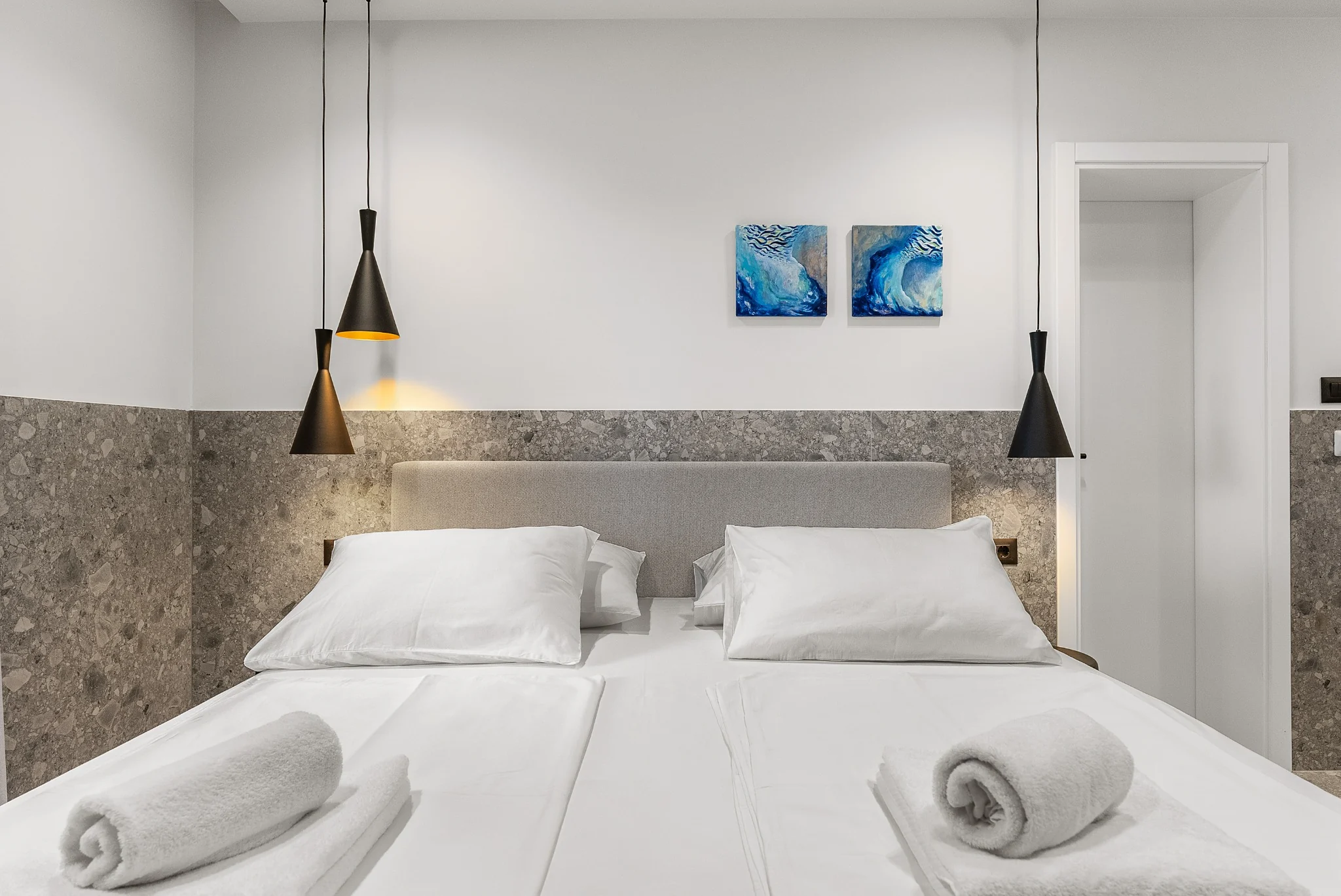 Bedroom with sea view